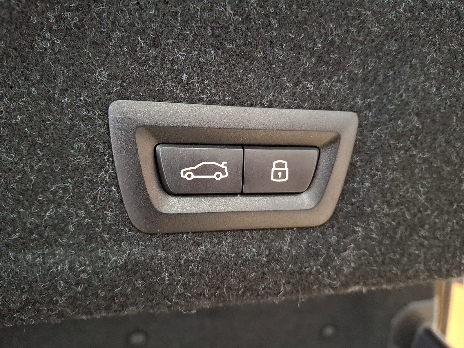 Used 2025 BMW 330i xDrive 330i xDrive w/ M Sport Package image 27