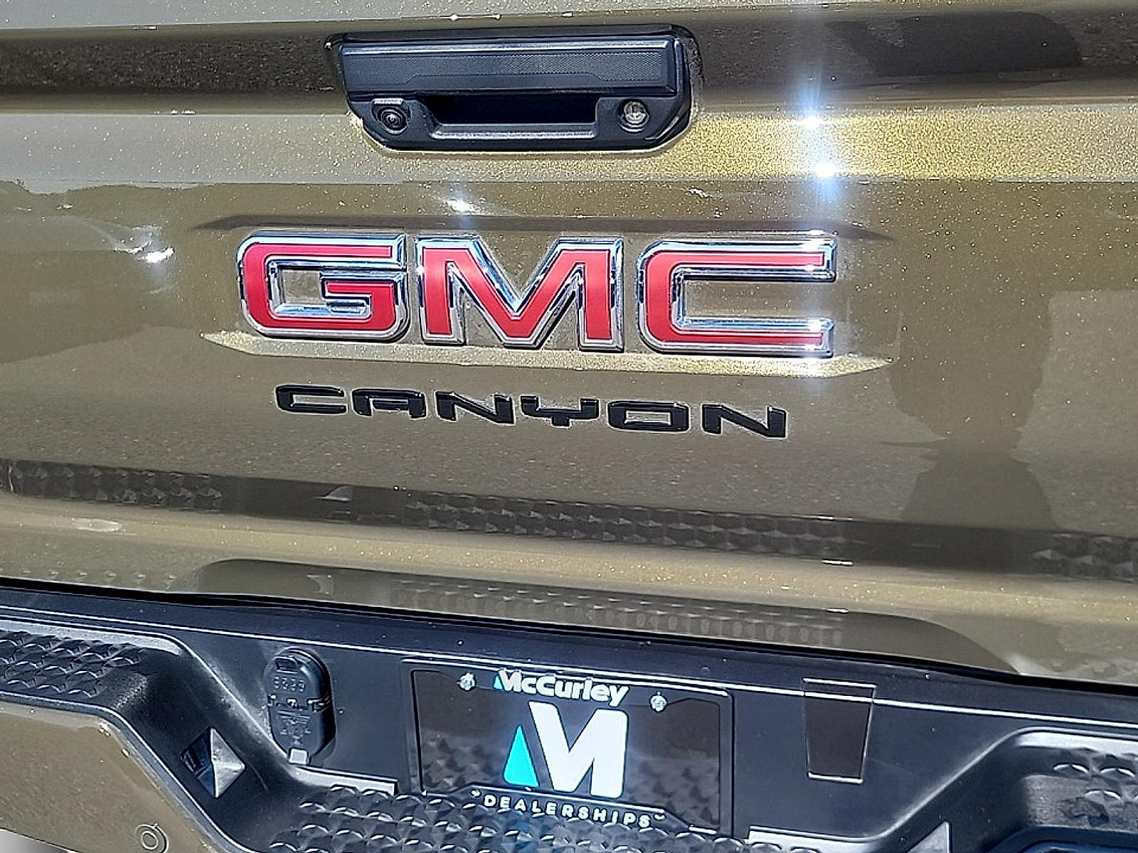 Used 2025 GMC Canyon AT4 w/ Nightfall Edition AWD/4WD image 31