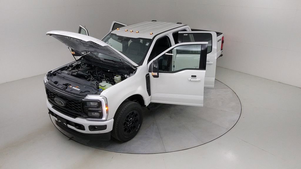 New 2025 Ford F350 Lariat w/ Lariat Ultimate Package image 44
