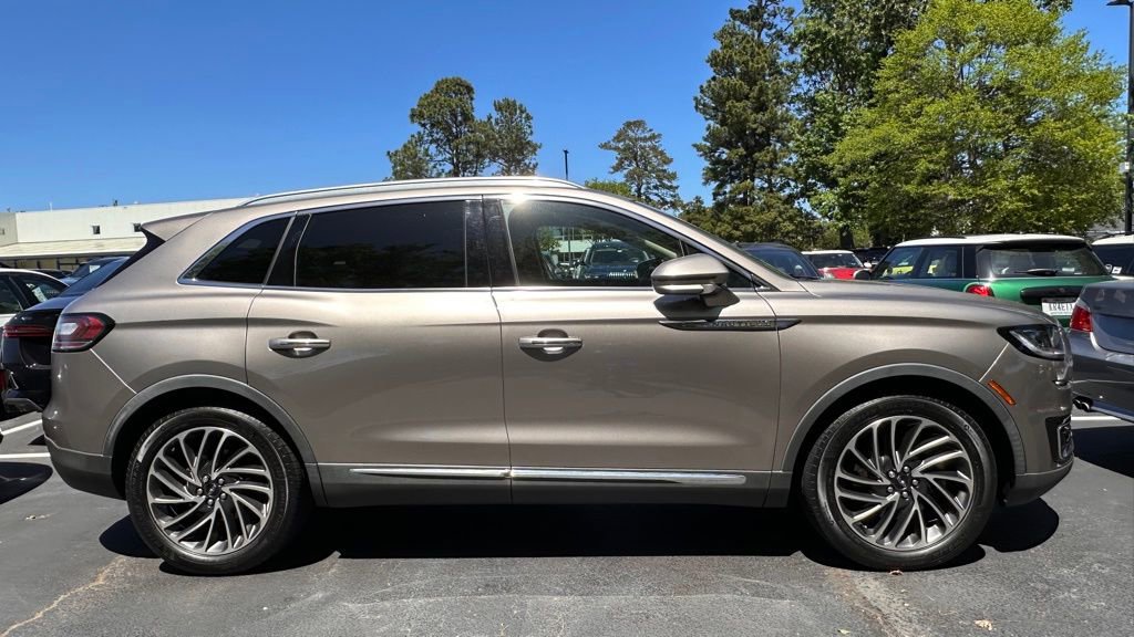 Used 2019 Lincoln Nautilus Reserve FWD image 3