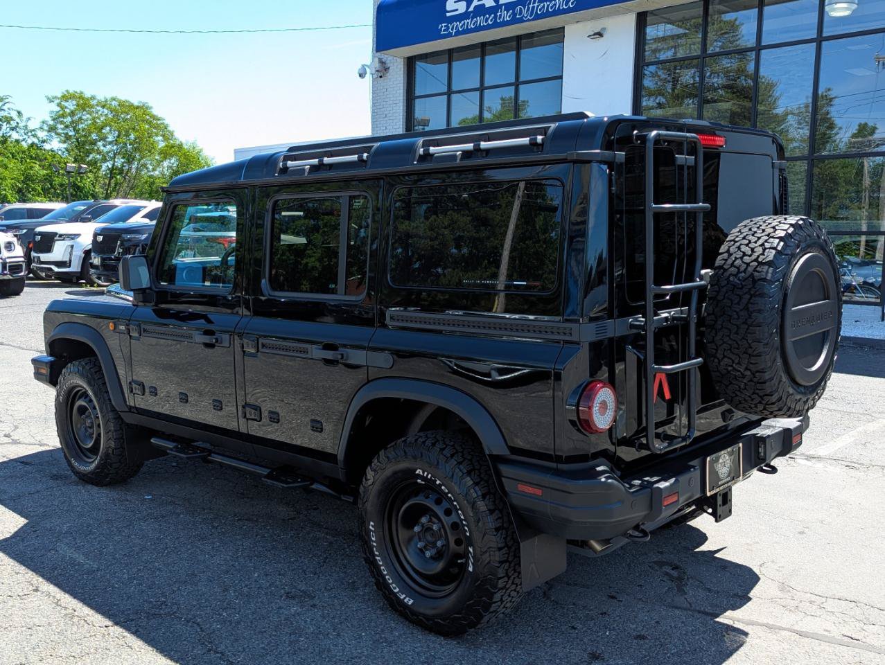 Used 2024 INEOS Grenadier AWD/4WD image 10