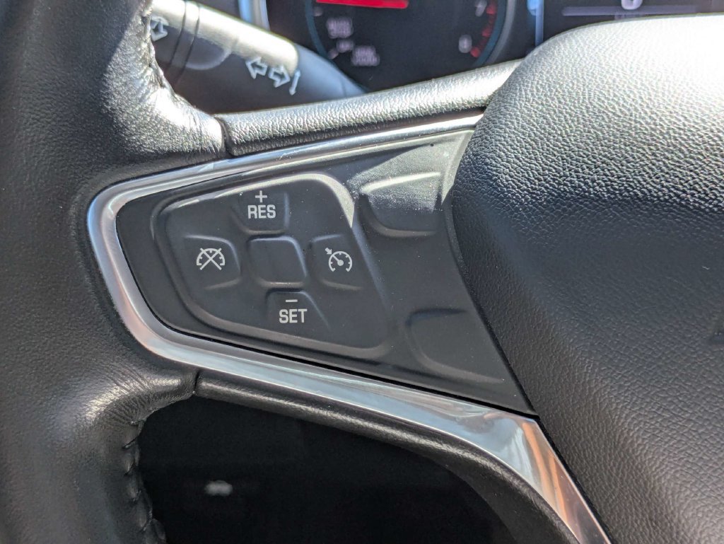 Used 2018 Chevrolet Malibu LT w/ Leather Package FWD image 25