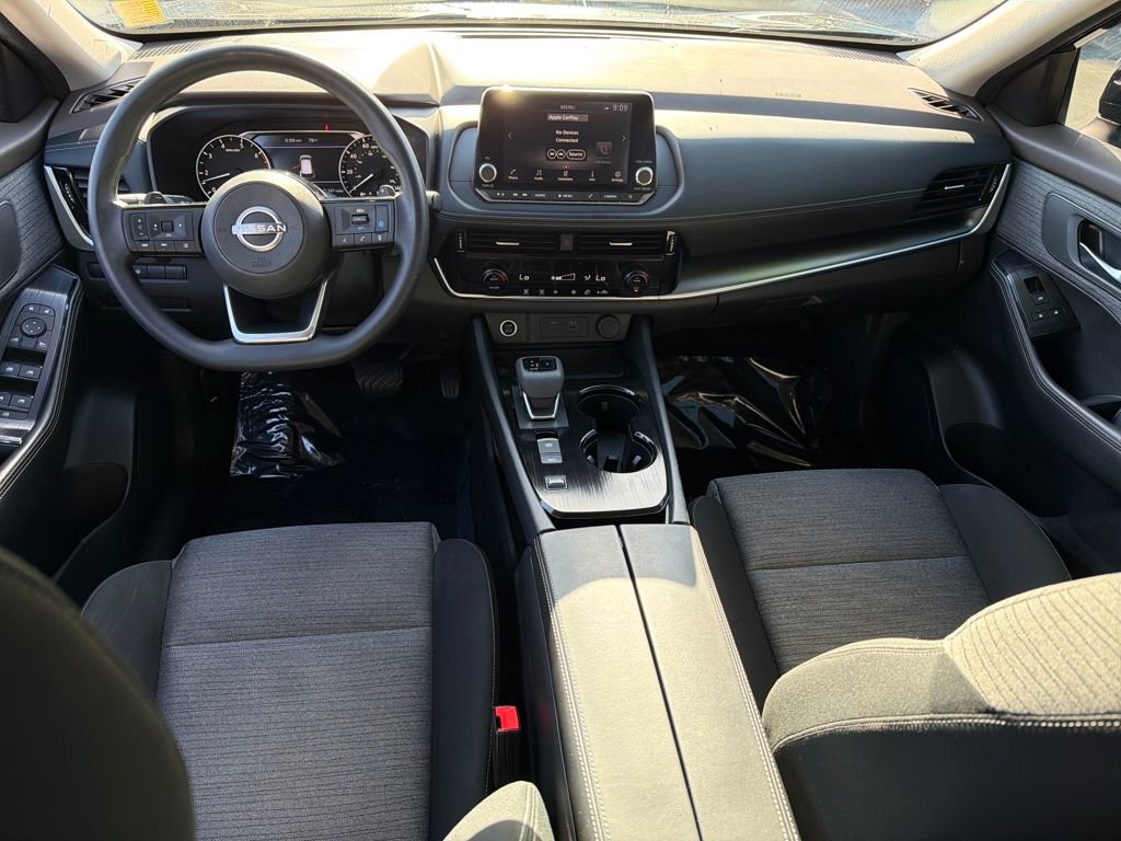 Used 2022 Nissan Rogue SV FWD image 15