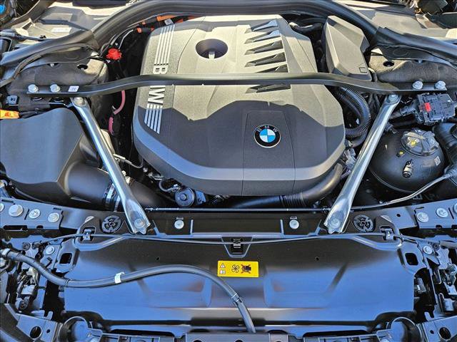 New 2025 BMW 750e xDrive image 17