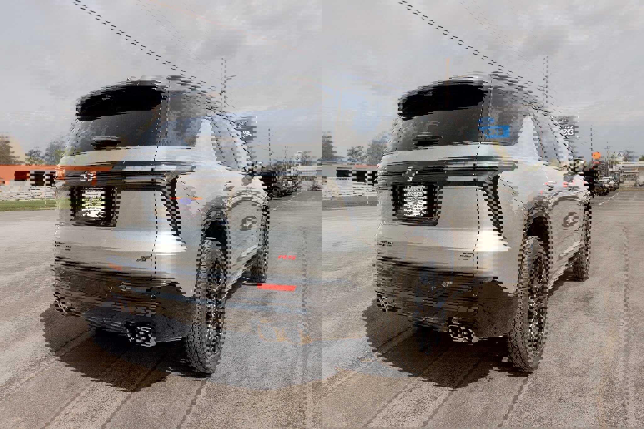 Used 2025 Chevrolet Traverse RS AWD/4WD image 6