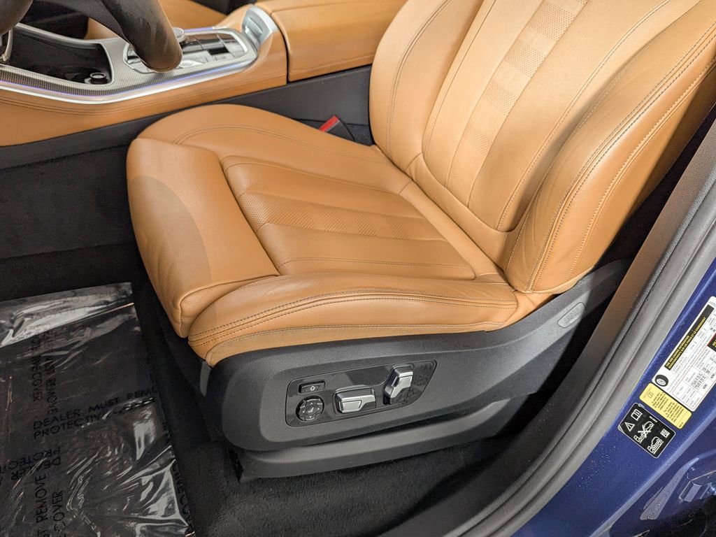 Used 2019 BMW X5 xDrive50i w/ M Sport Package image 19