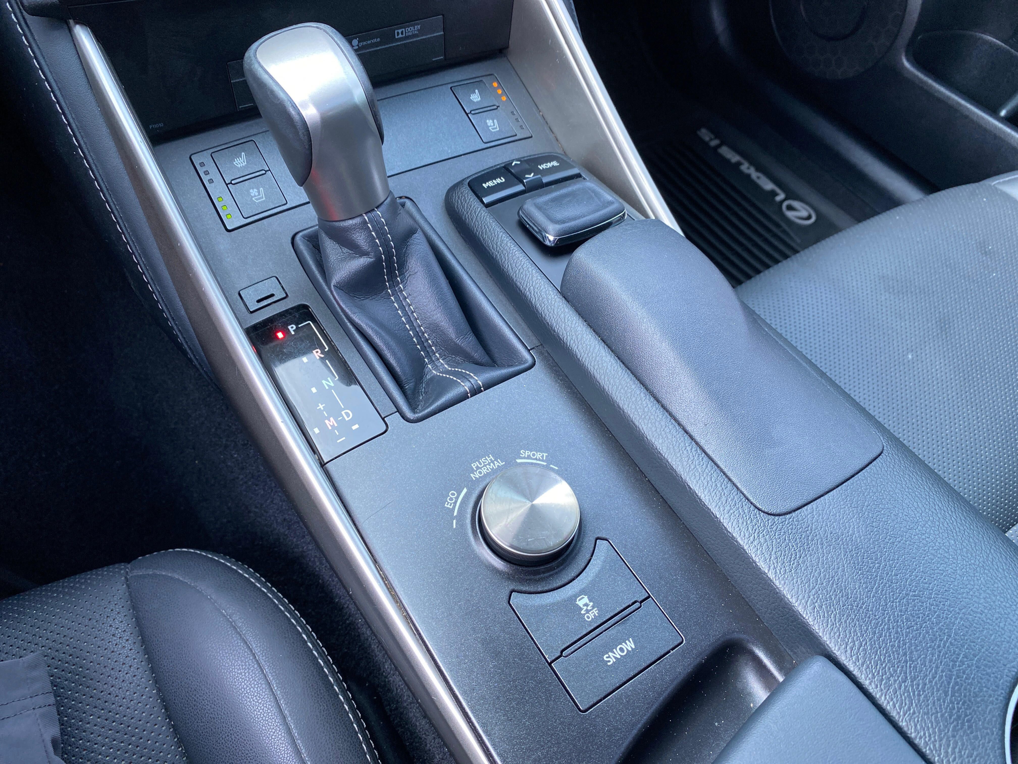 Used 2016 Lexus IS 300 AWD image 21