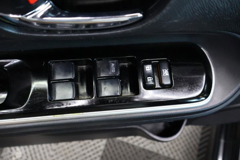 Used 2017 Toyota Prius C Two FWD image 13