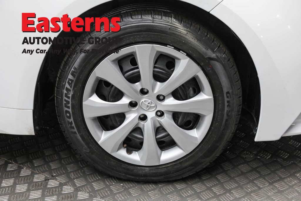 Used 2024 Toyota Corolla LE image 29