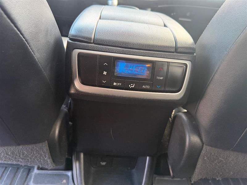 Used 2017 Toyota Highlander XLE w/ Protection Package #3 AWD/4WD image 15