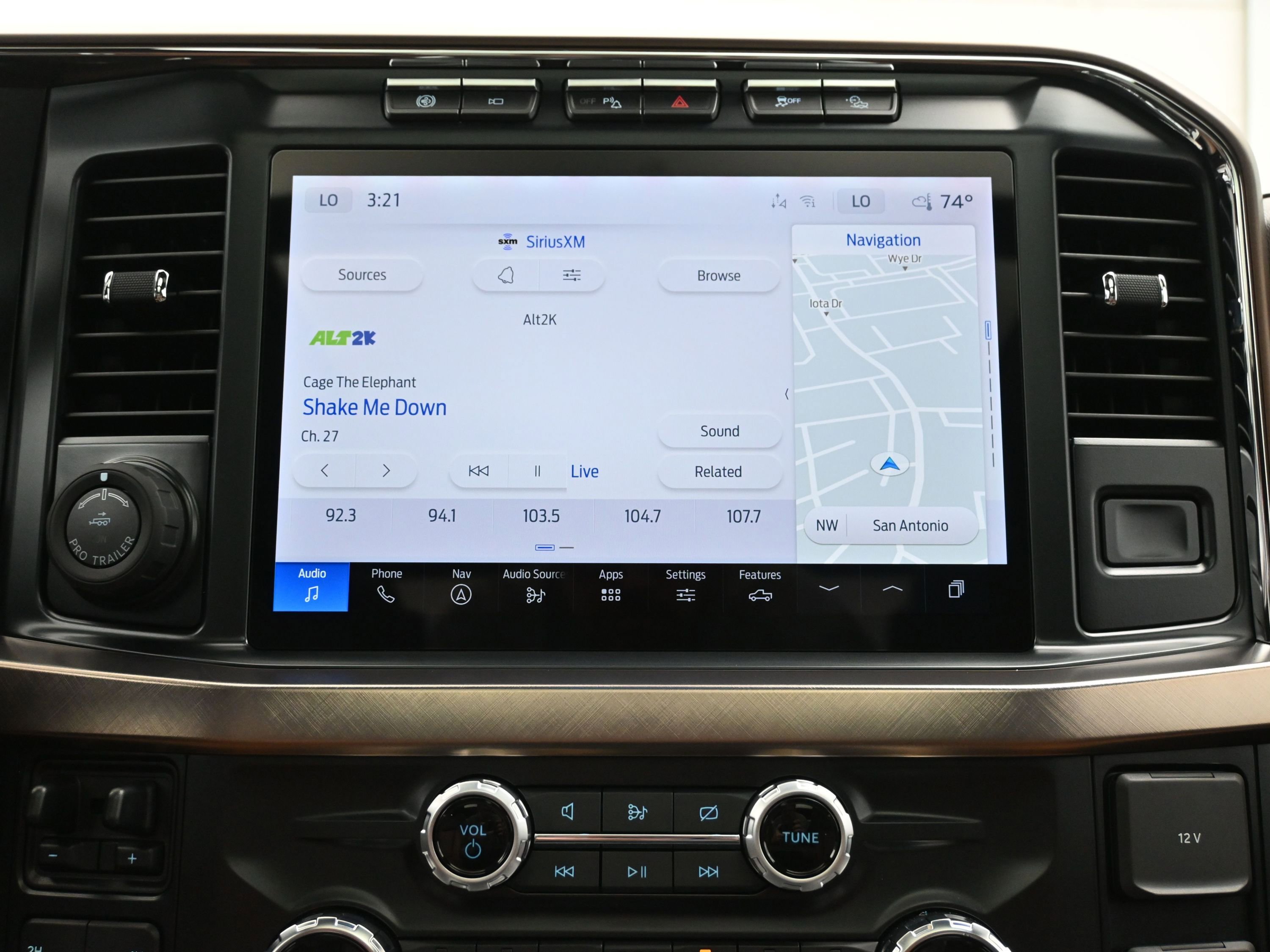 Used 2023 Ford F250 King Ranch w/ Tremor Off-Road Package image 33