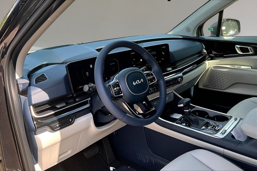 New 2026 Kia Carnival SX Prestige FWD image 7