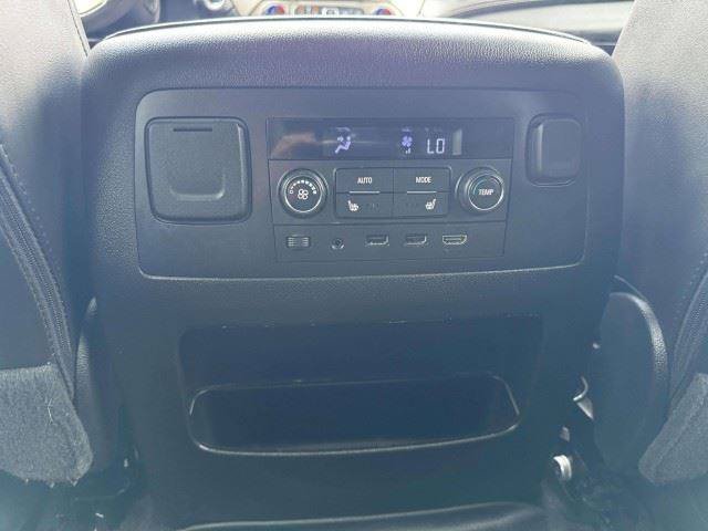 Used 2018 GMC Yukon XL Denali w/ Denali Ultimate Package AWD/4WD image 43