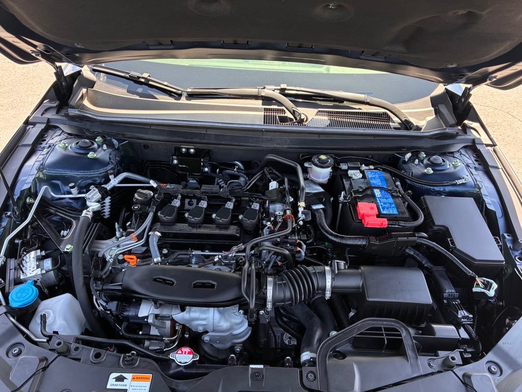 Used 2024 Honda Accord EX image 9