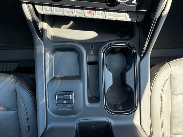 Certified 2025 GMC Sierra 2500 AT4 w/ AT4 Premium Plus Package AWD/4WD image 24