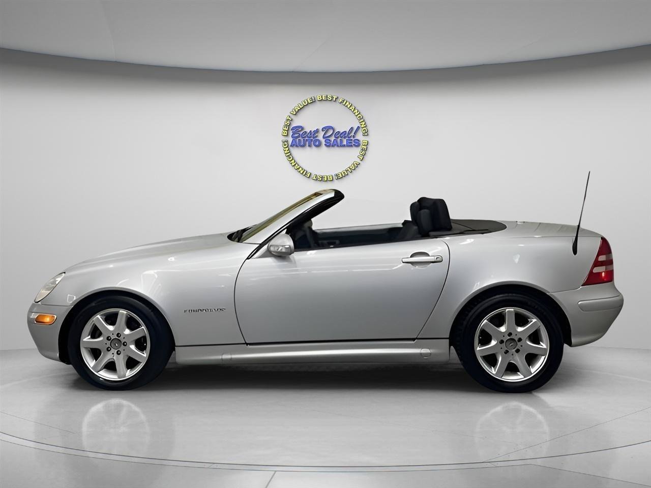Used 2002 Mercedes-Benz SLK 230 image 4