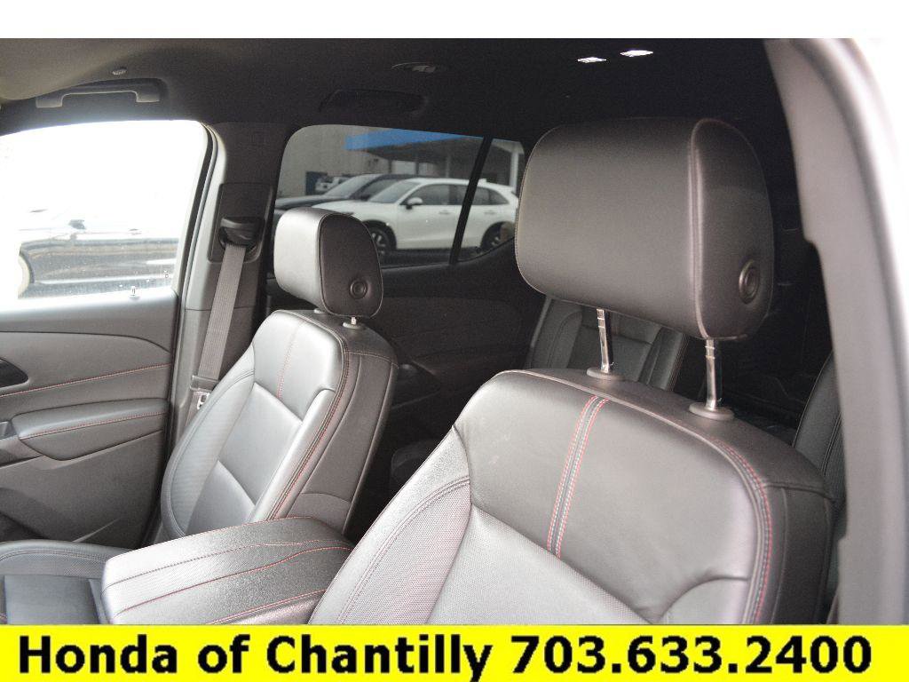 Used 2023 Chevrolet Traverse RS FWD image 19