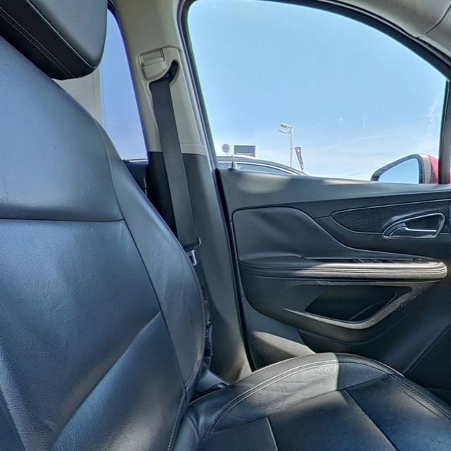 Used 2015 Buick Encore Leather FWD image 27