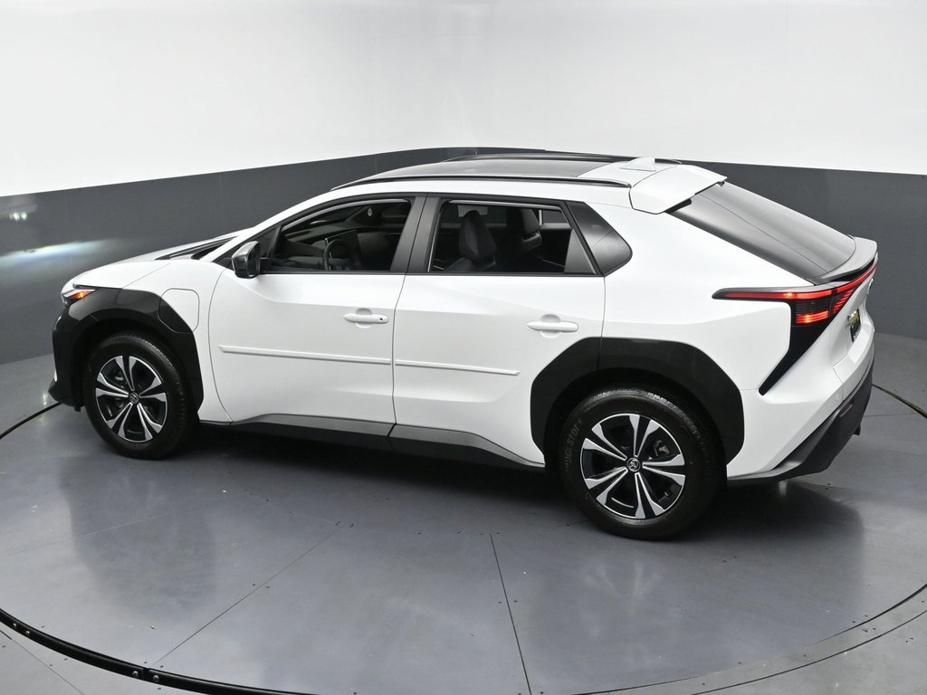 Used 2023 Toyota bZ4X XLE image 46