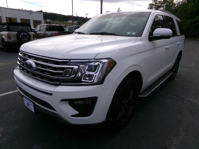 Used 2021 Ford Expedition XLT image 4