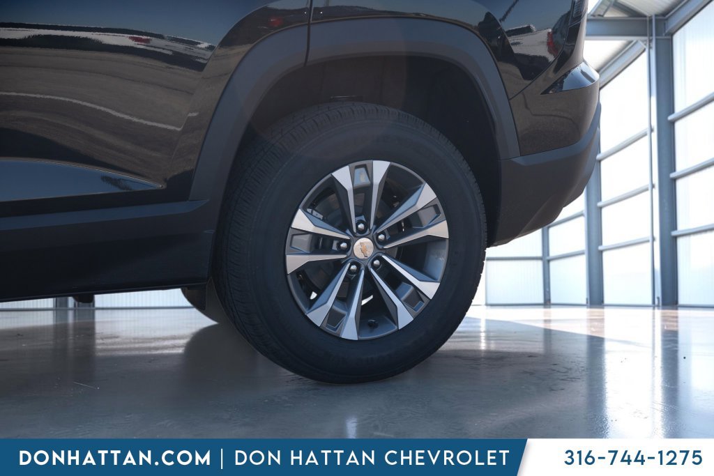 New 2027 Chevrolet Equinox LT w/ Convenience Package II FWD image 32