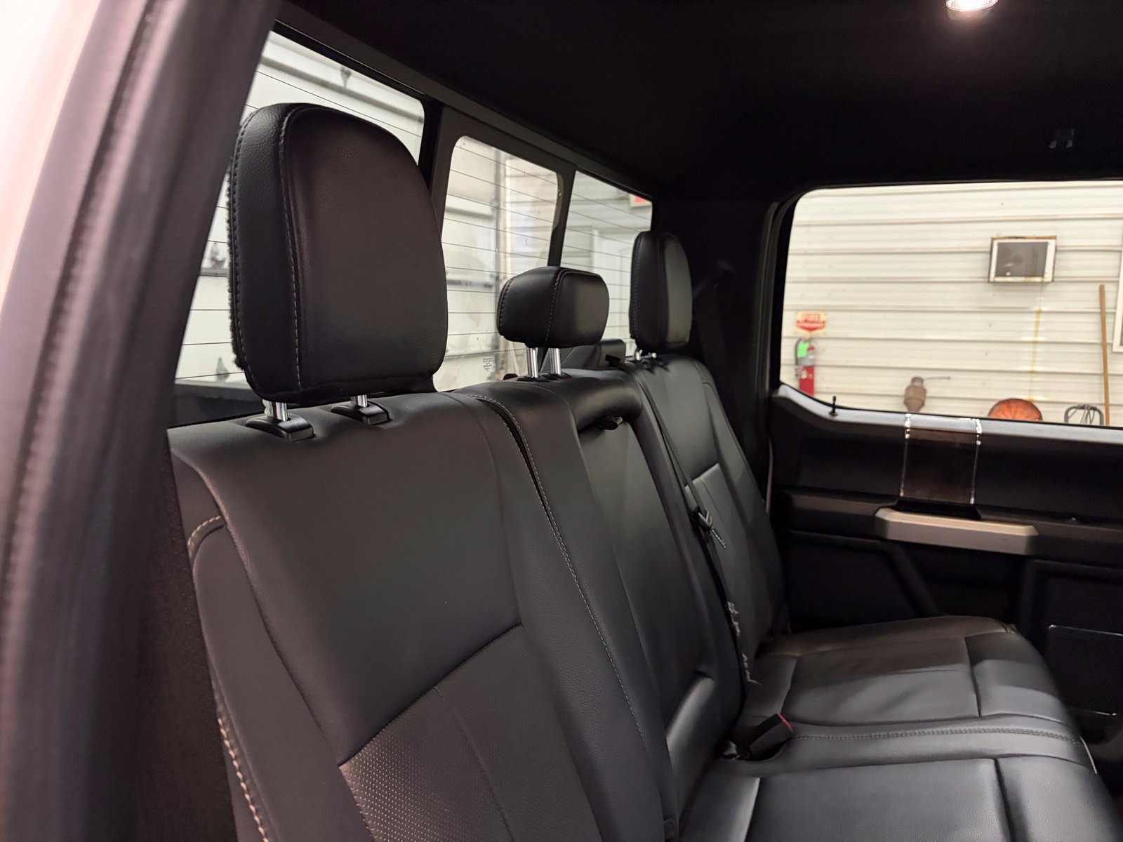 Used 2022 Ford F350 Lariat w/ Lariat Ultimate Package AWD/4WD image 32