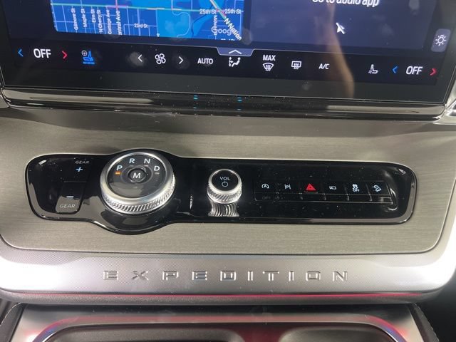 New 2026 Ford Expedition Platinum w/ Driver's Package AWD/4WD image 25
