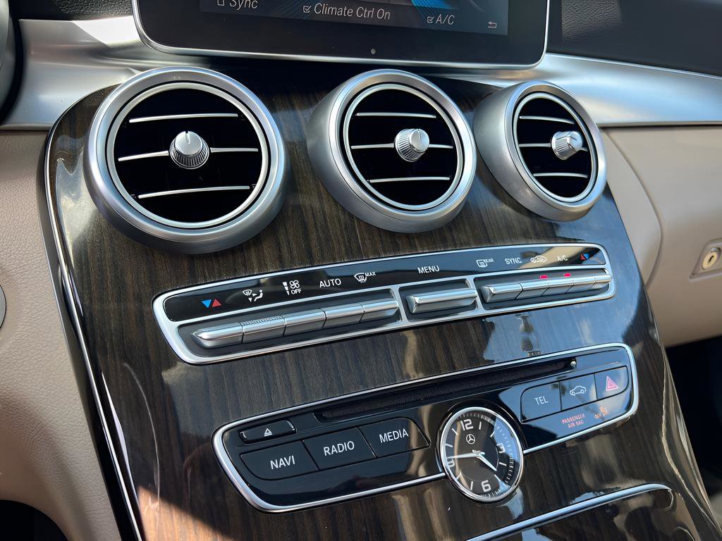 Used 2018 Mercedes-Benz C 300 4MATIC Sedan image 48