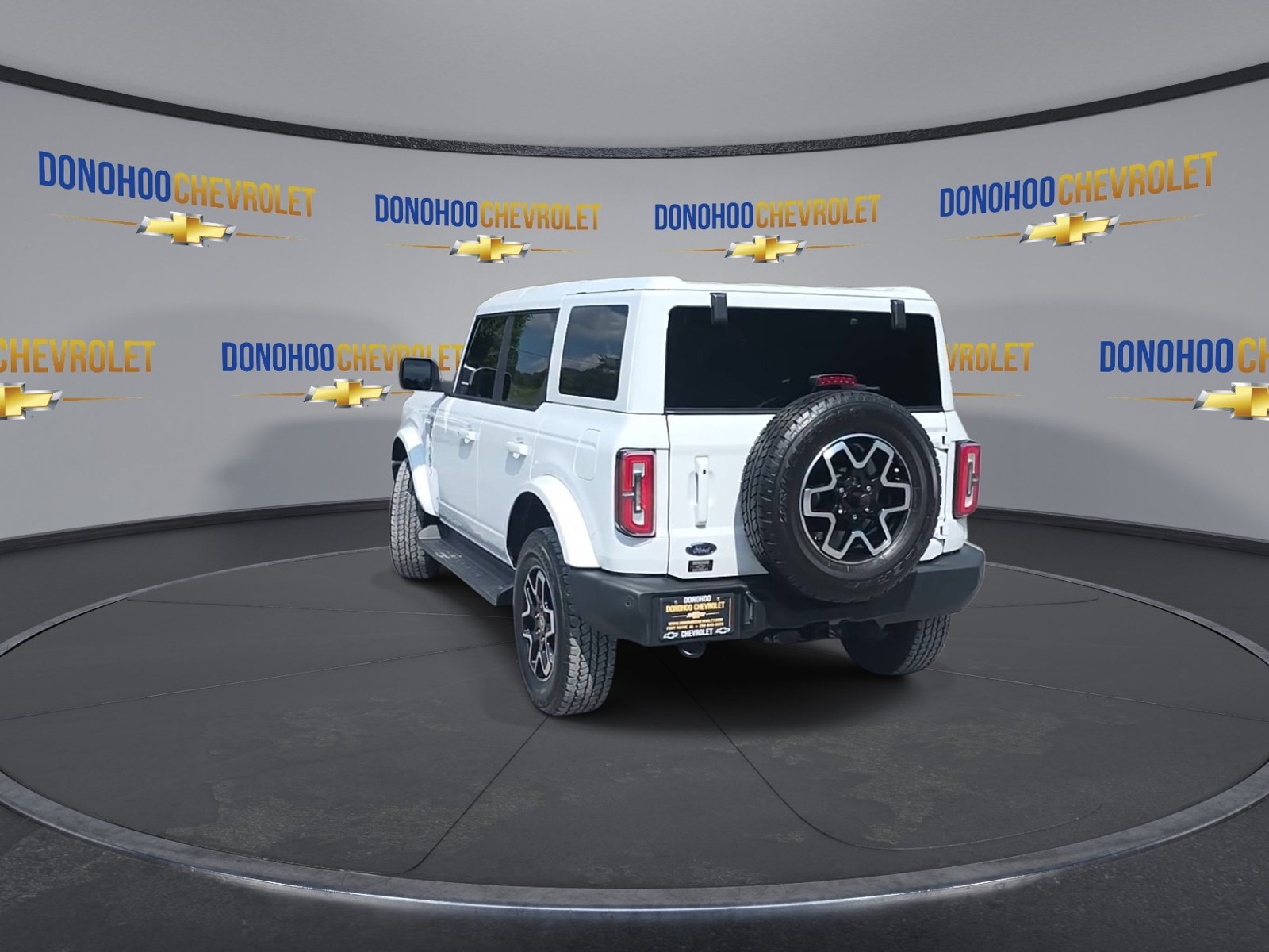 Used 2025 Ford Bronco Outer Banks AWD/4WD image 10