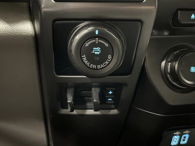 Used 2016 Ford F150 XLT w/ Equipment Group 302A Luxury image 26