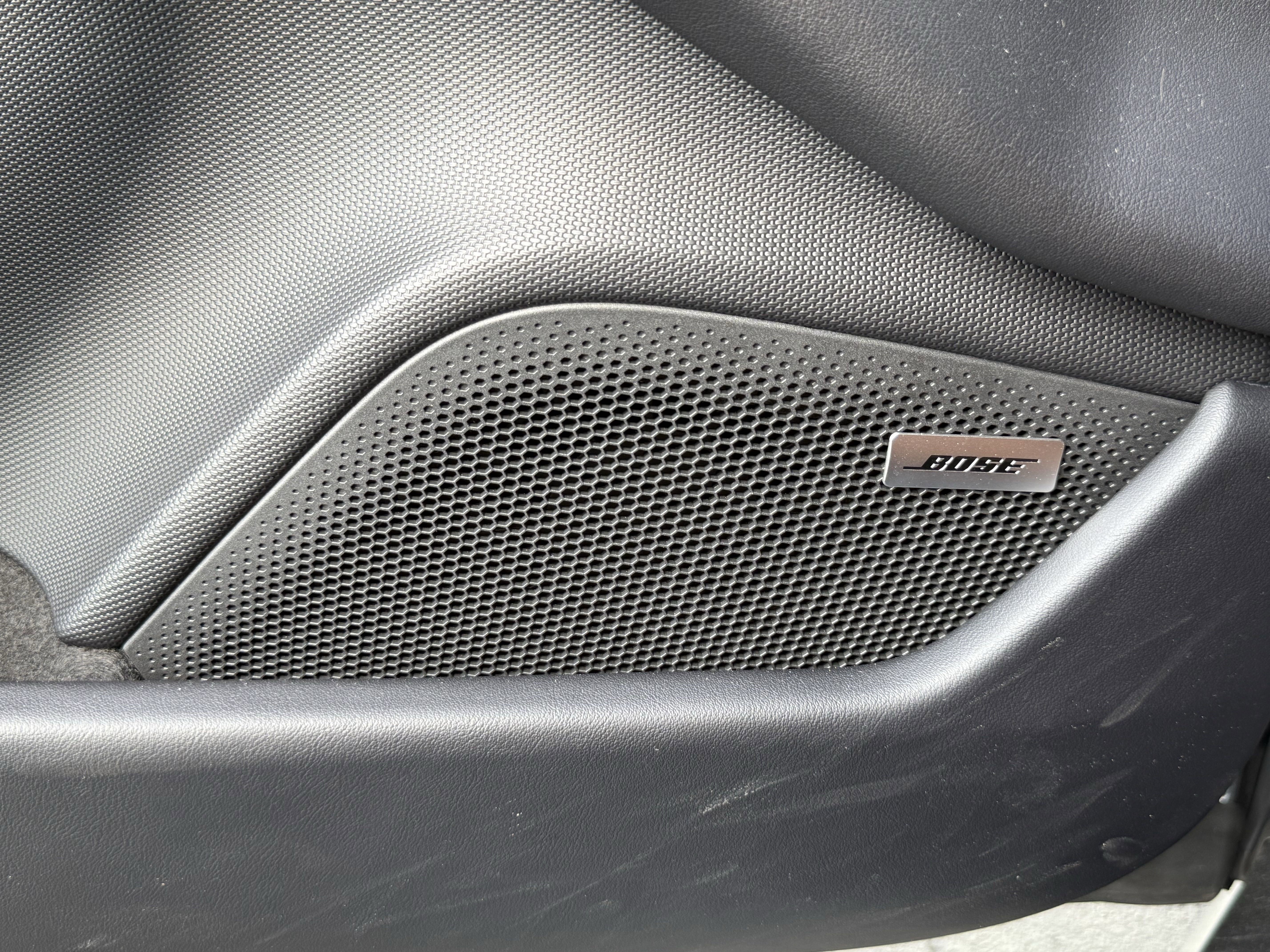 Used 2025 Porsche Taycan 4 Cross Turismo image 17