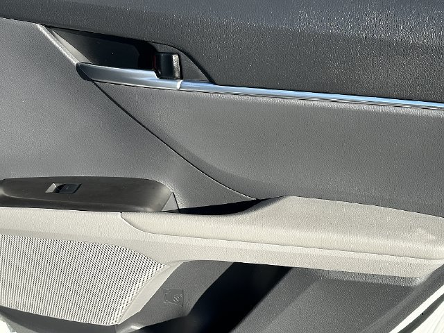 Used 2024 Toyota Camry LE FWD image 13