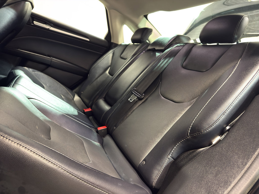 Used 2018 Ford Fusion Titanium AWD/4WD image 30