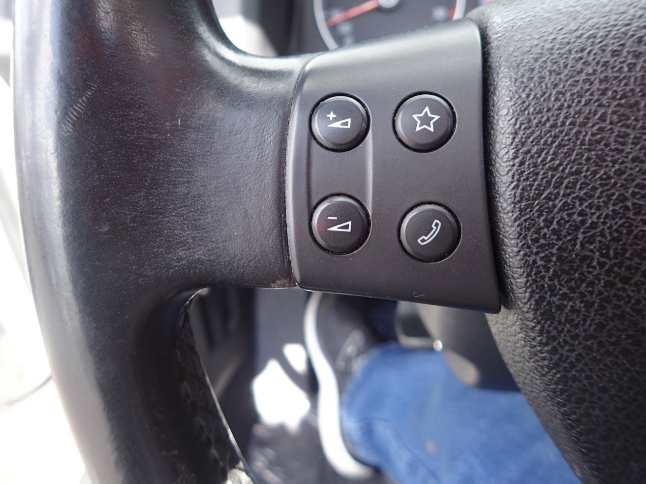 Used 2009 Volkswagen Eos Lux FWD image 20