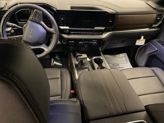 New 2025 Chevrolet Silverado 1500 High Country w/ Midnight Edition image 14