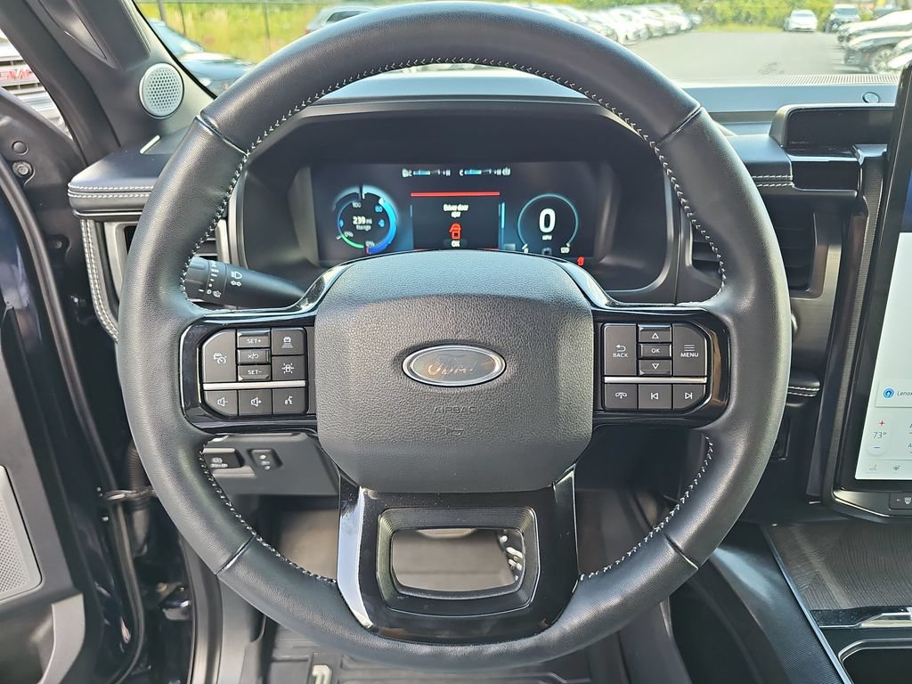 Used 2023 Ford F150 Lightning Platinum AWD/4WD image 17