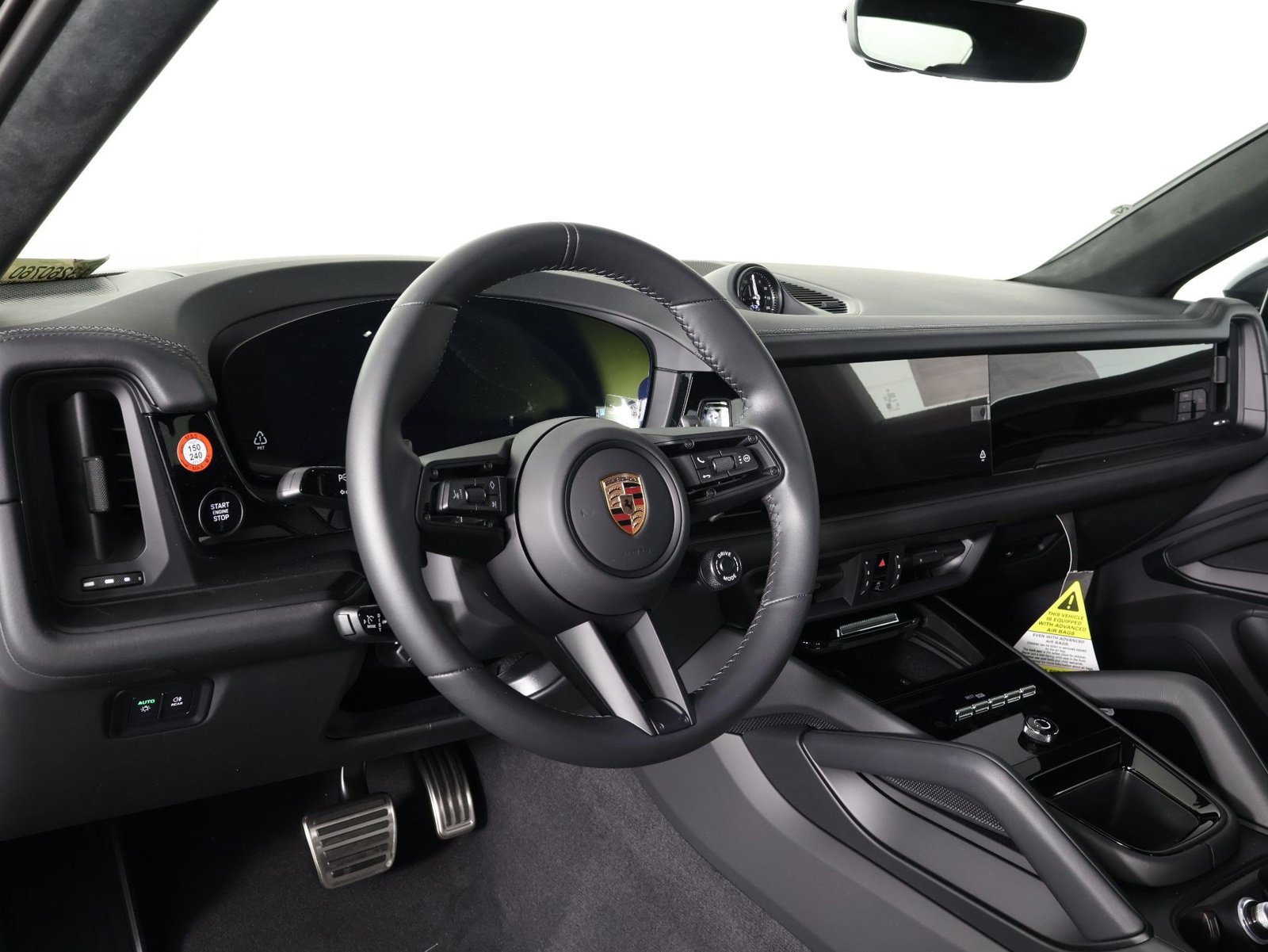 New 2026 Porsche Cayenne GTS AWD/4WD image 4