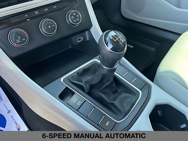 Used 2019 Volkswagen Jetta S w/ Driver Assistance Package image 30