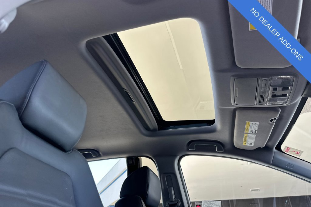 Used 2022 Honda CR-V Touring image 19