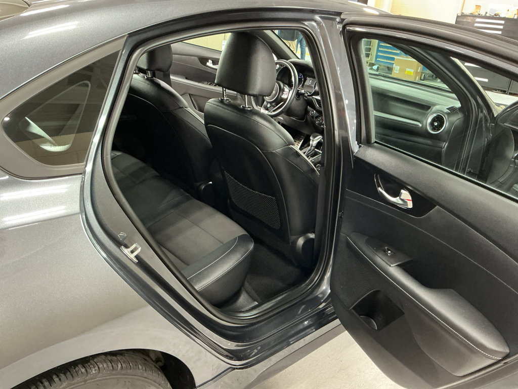 Used 2023 Kia Forte GT-Line w/ GT-Line Technology Package FWD image 14