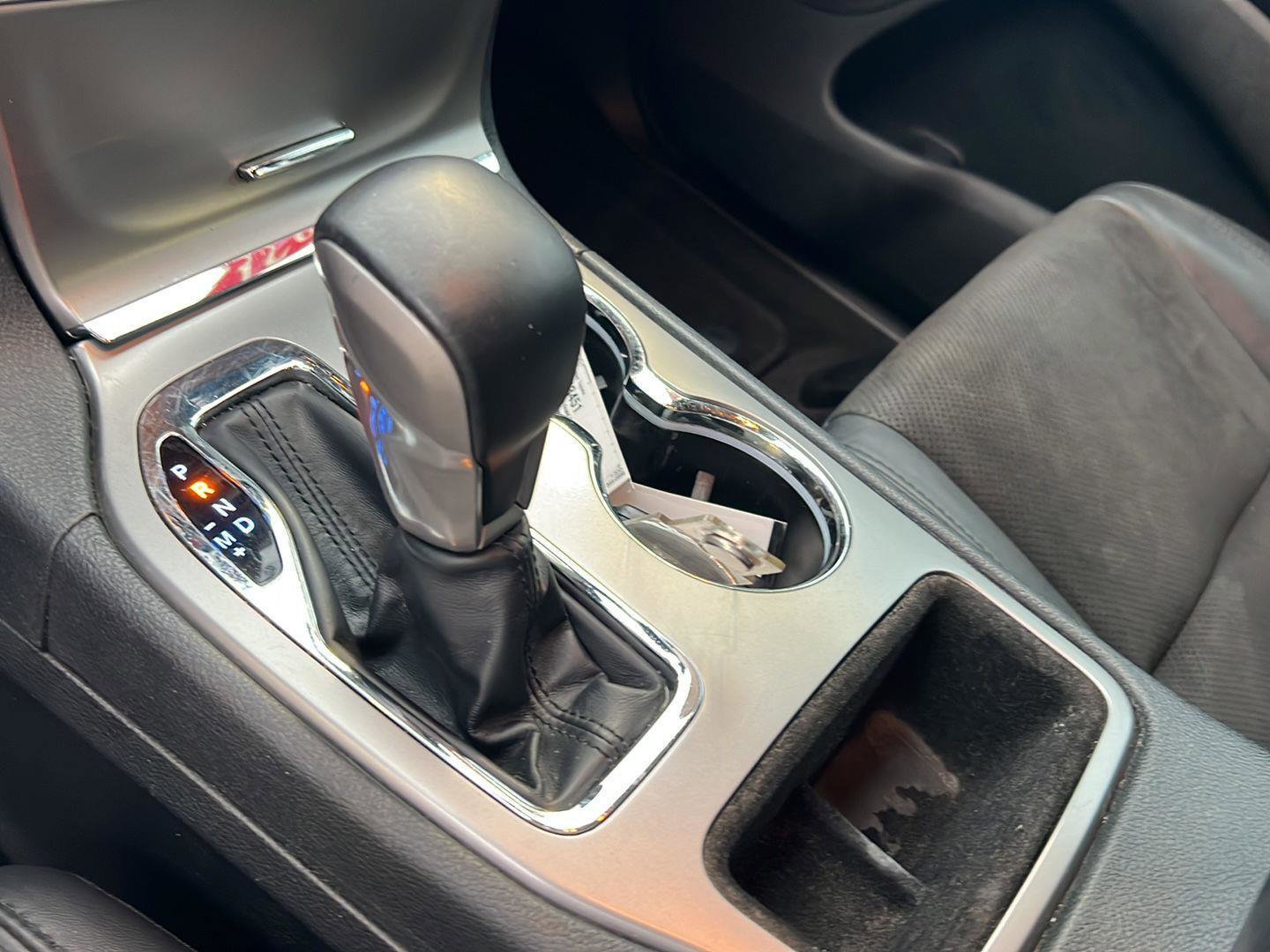 Used 2021 Jeep Grand Cherokee Laredo X image 30