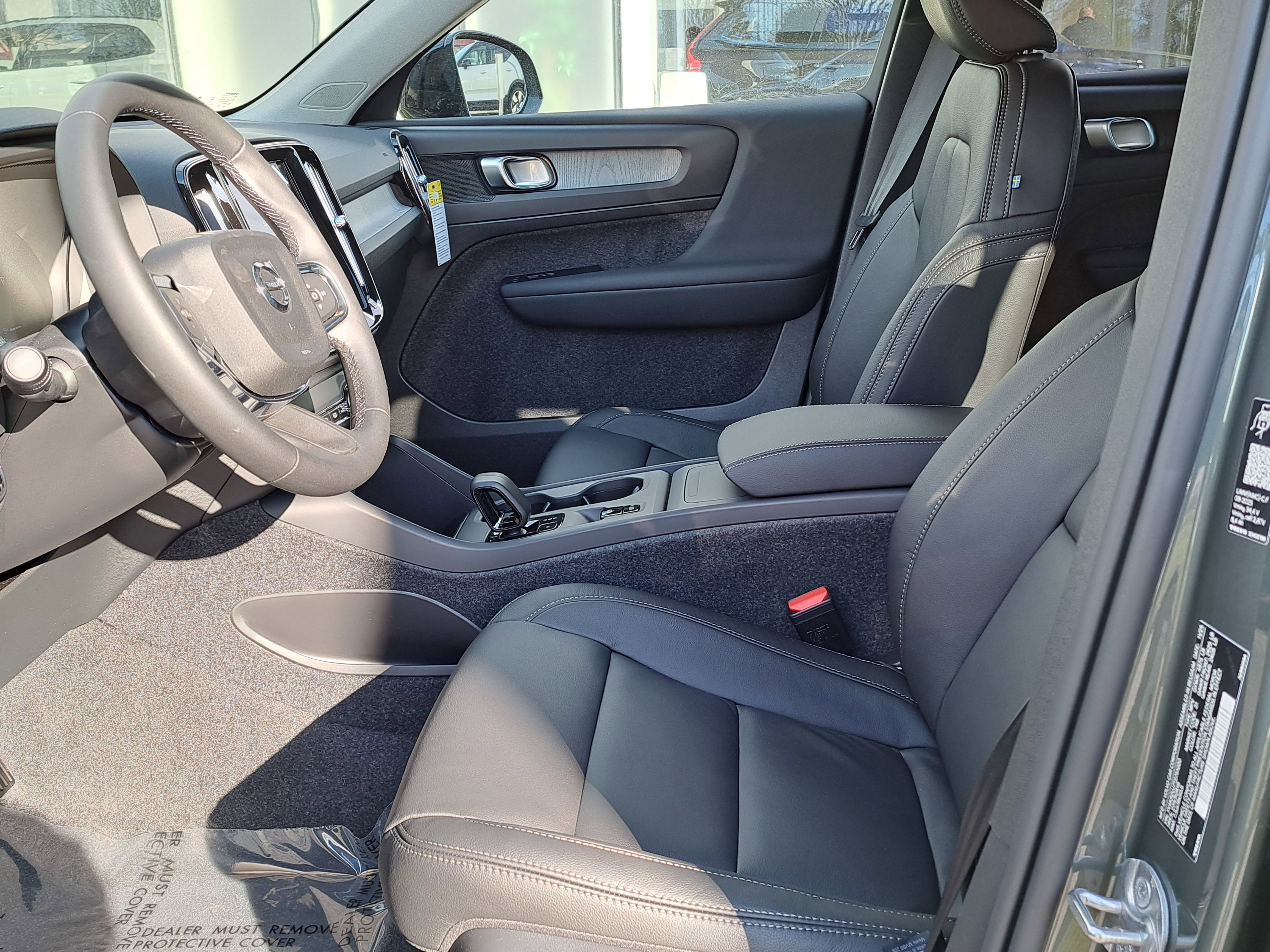 New 2026 Volvo XC40 B4 Core image 6