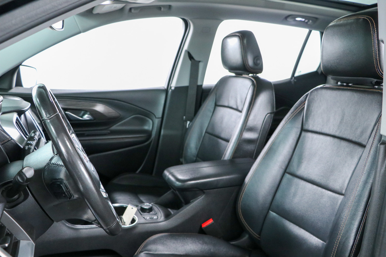 Used 2020 GMC Terrain SLT w/ Preferred Package FWD image 25