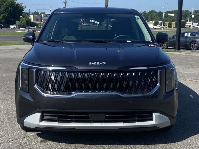 New 2025 Kia Carnival FWD image 6