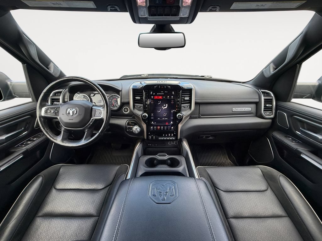 Used 2019 RAM 1500 Laramie AWD/4WD image 12