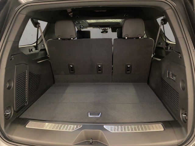 New 2026 Chevrolet Suburban High Country image 25