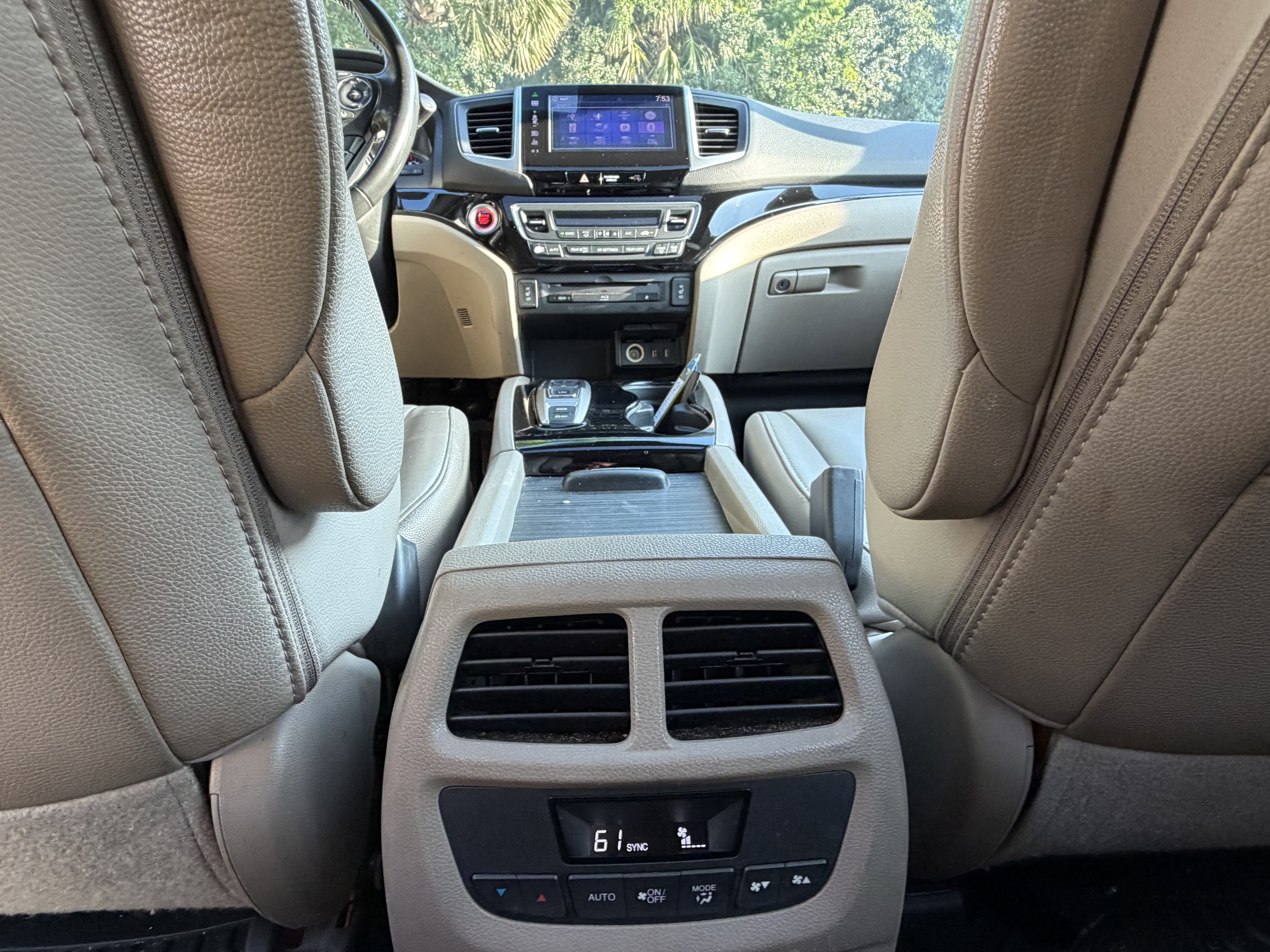 Used 2016 Honda Pilot Touring image 38