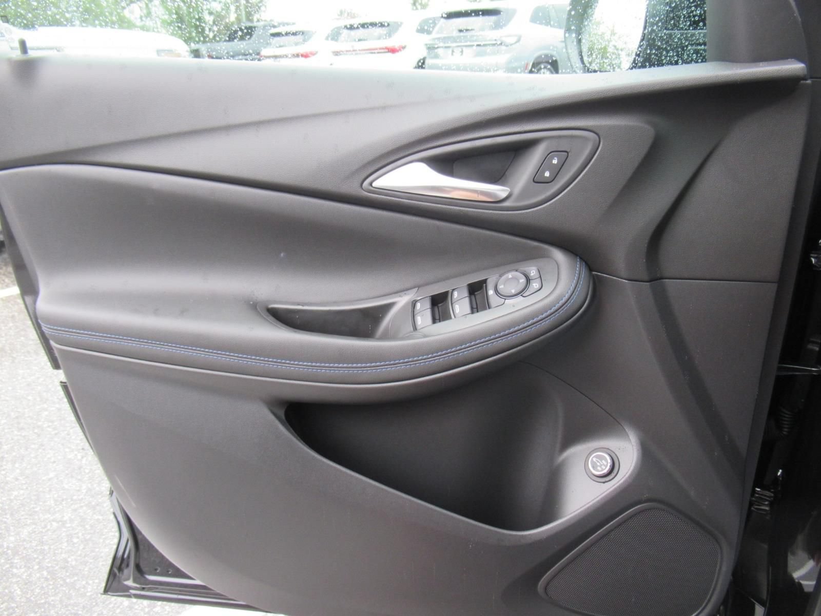 New 2026 Buick Encore GX Sport Touring w/ Comfort Package FWD image 18