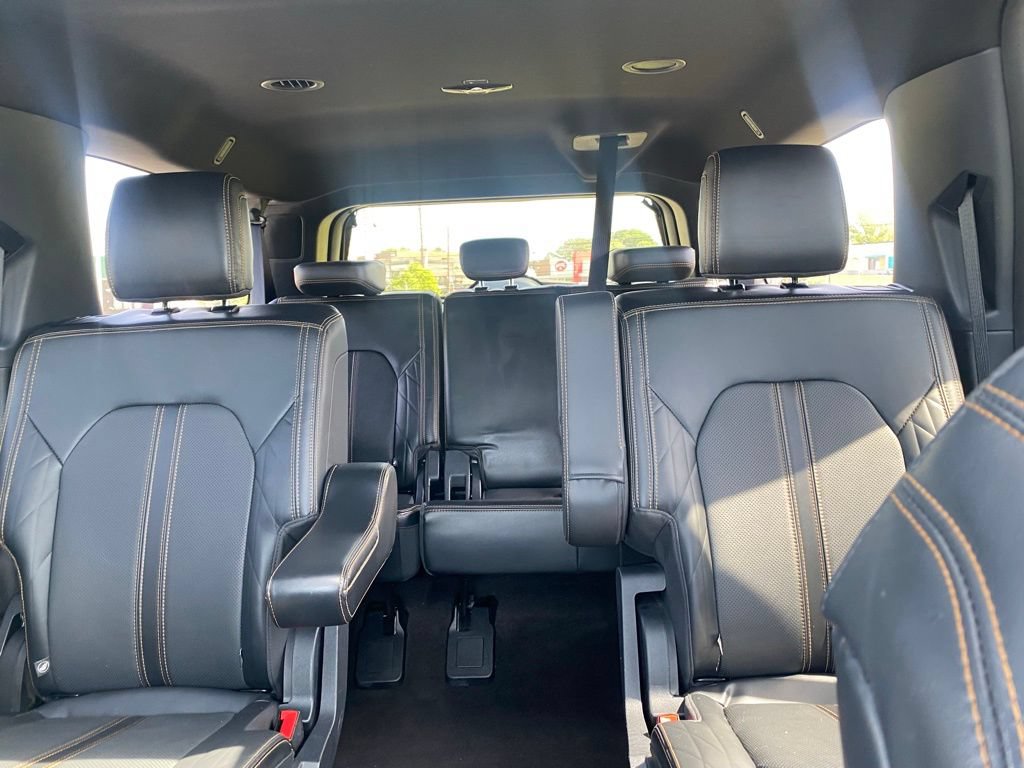 Used 2023 Ford Expedition Max Platinum AWD/4WD image 28