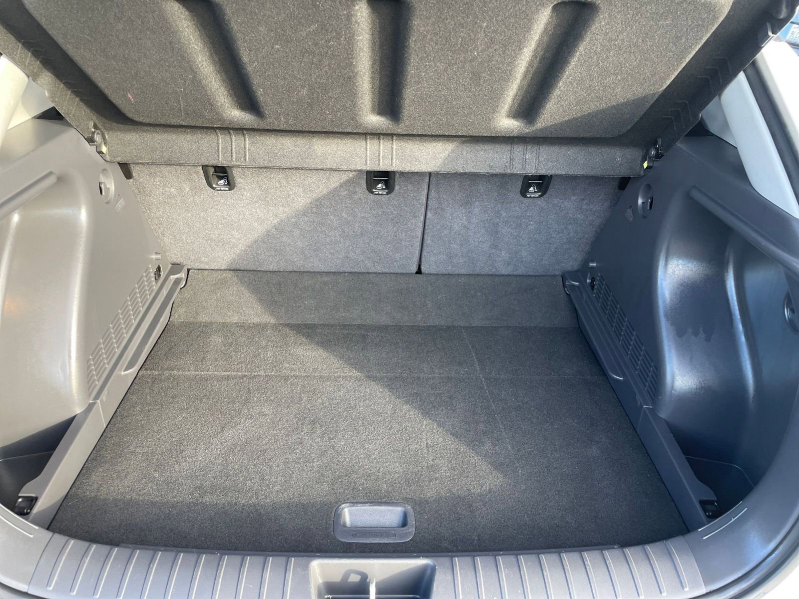 Used 2025 Hyundai Kona SEL image 31